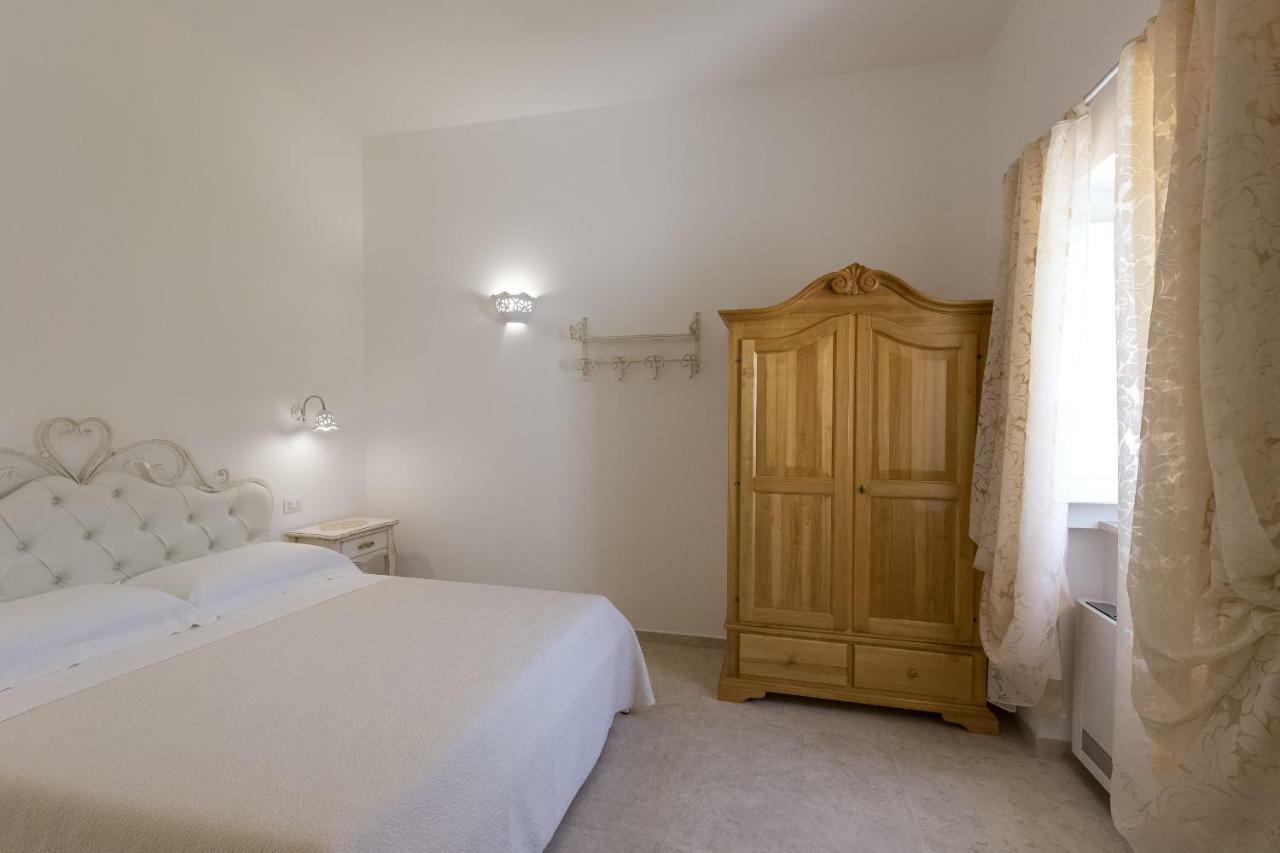 Dimora San Quirico - Bed E Breakfast - Cisternino Marinelli Bagian luar foto